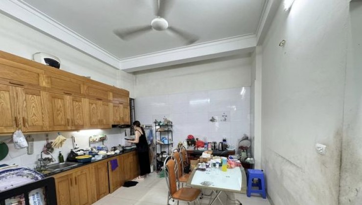 Nhà Ngõ Huyện 60M2 Mặt Tiền 4M 3 Tầng 30.5 Tỷ 1 Sổ 1 Chủ